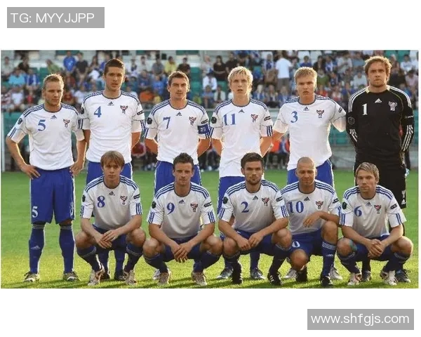 黑山国家足球队历届知名球星盘点与现役主力阵容全方位解析